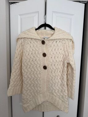 🇺🇸🎉BEBE Cream Cable-Knit Hooded Button Sweater